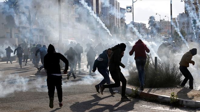 İsrail Filistinlilere saldırıyor: Çatışmalar yaşanıyor