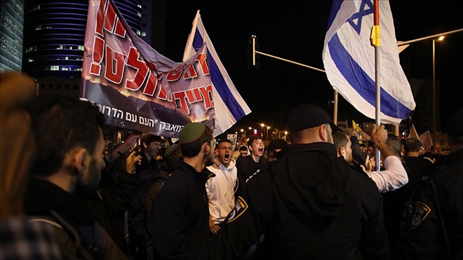 Tel Aviv´de Netanyahu karşıtı protesto