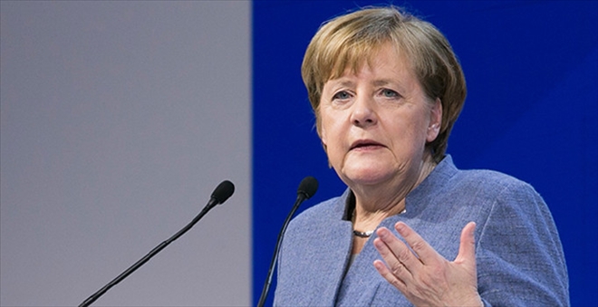 Angela Merkel: İngiltere´nin AB´den ayrılması trajik