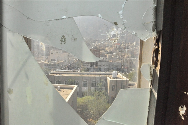 Yemen yaralarını sarmaya çalışıyor