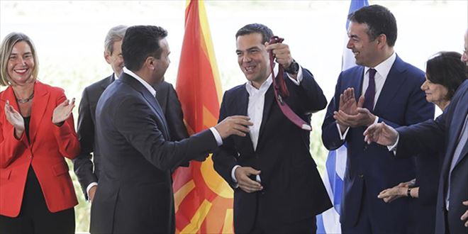 Makedonya ile isim anlaşmasının ardından Yunanistan´da erken seçim senaryoları; Çipras gidiyor mu?