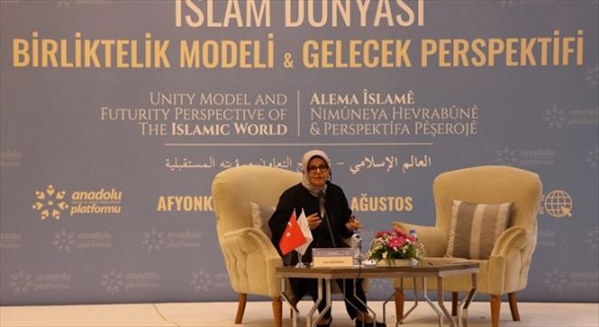 Ayşe Böhürler: Bu yüzyılın hedefinde İslam değerlerini parçalamak yer alıyor.