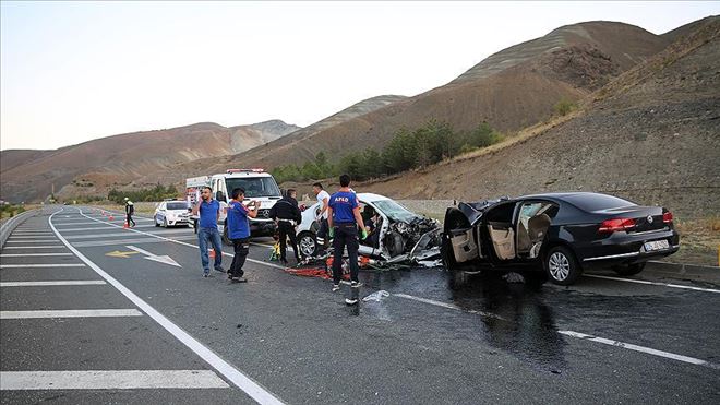 Erzincan´da trafik kazası: 7 ölü, 3 yaralı