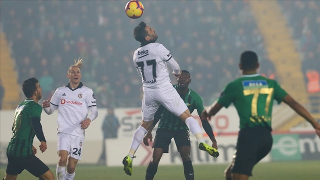Beşiktaş deplasmanda Akhisarspor´u mağlup etti