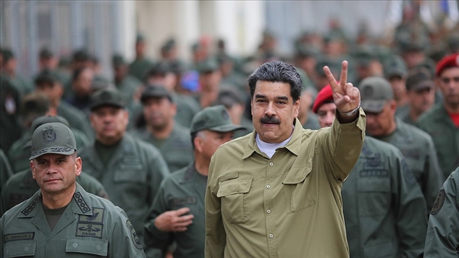 Maduro: ABD, Libya ve Irak´ta yaptığını Venezuela´da yapmaya çalışıyor