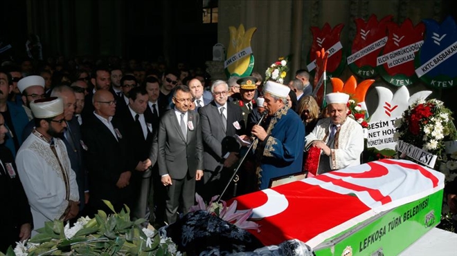 Cumhurbaşkanı Yardımcısı Oktay, Aydın Denktaş´ın cenaze törenine katıldı