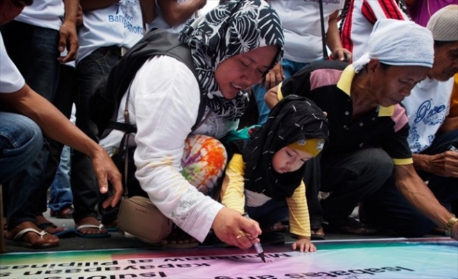 Moro Müslümanlarının Eğitim Yoluyla Entegrasyonuna Yönelik Çabalar