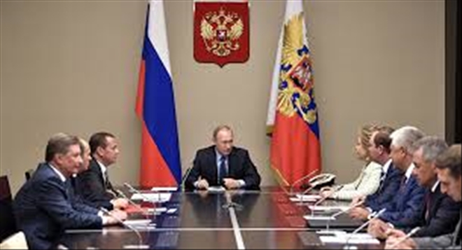 Putin, Rusya Güvenlik Konseyi´ni acil topladı