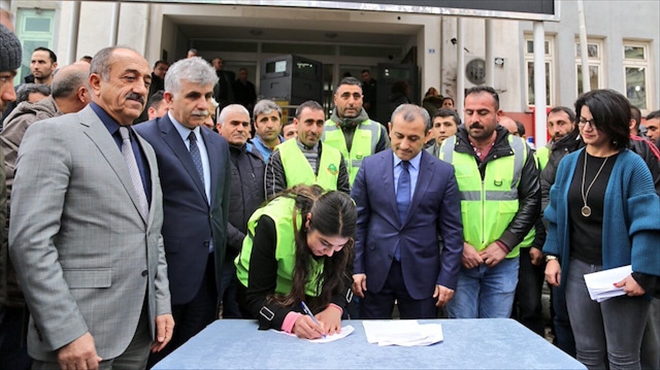 Tunceli Valisi Sonel´den belediye borcu açıklaması