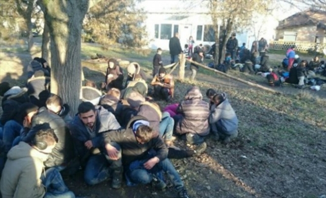 Bulgaristan, Yunanistan sınırındaki sığınmacılara karşı önlemler alıyor