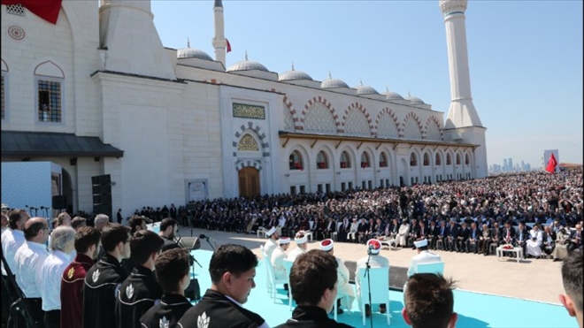 Büyük Çamlıca Camii açıldı