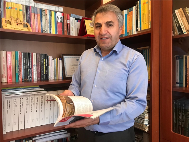 Amerikan gazeteciliğini yazan Hakan Temiztürk: AK Partililer bile haberi muhalif medyadan takip etmeye başladı