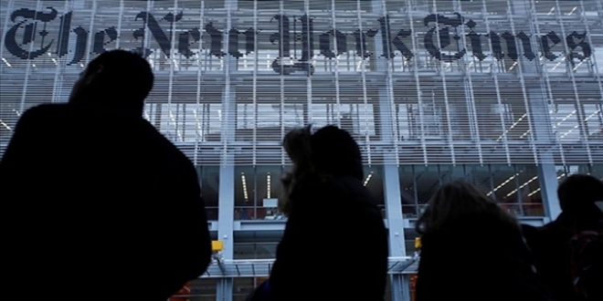 New York Times Önündeki İklim Protestosunda 70 Gözaltı 