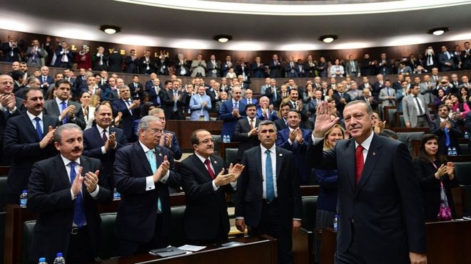 AKP´de İstanbul yenilgisinin faturası kime kesilecek, Erdoğan hangi adımları atacak?