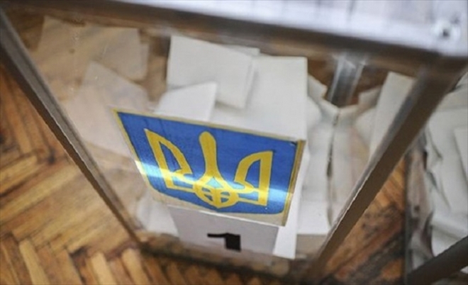 Ukrayna milletvekilleri için sandık başına gidiyor, Donbas hariç