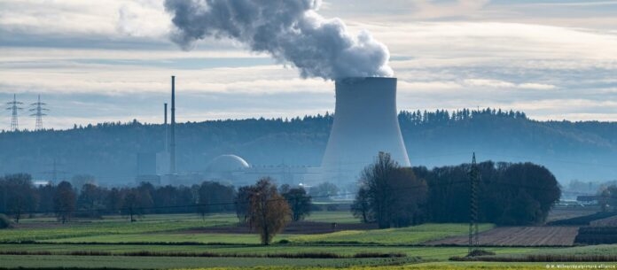 Almanya yarın son üç tesisi de kapatıp nükleere veda ediyor; Almanların yüzde 59’una göre karar yanlış