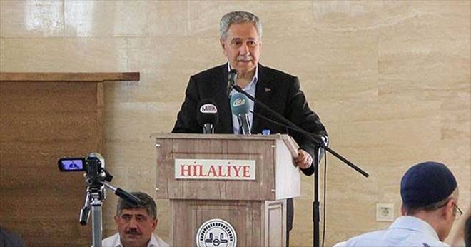 Bülent Arınç, `Rabbim Mursi`ye ve arkadaşlarına yardım etsin`