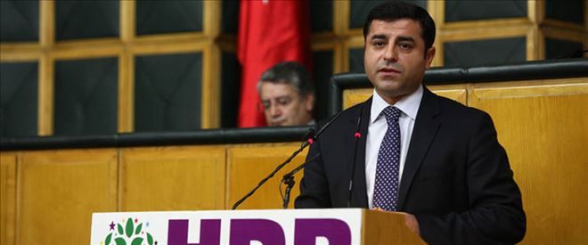 Demirtaş´tan Arınç´a ´alçak´ yanıtı