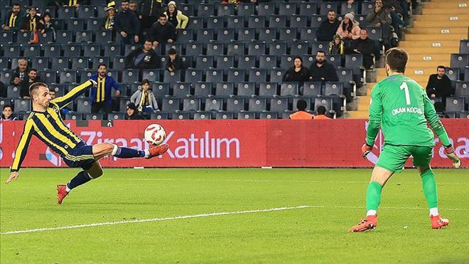 Fenerbahçe kupada Soldado ile kazandı