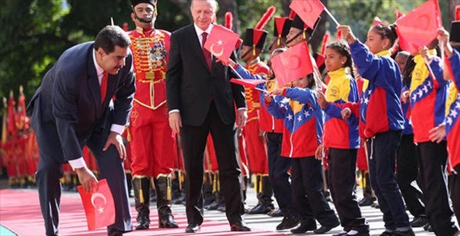 Maduro´dan dikkat çeken hareket