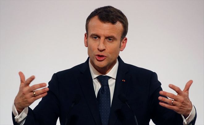 MACRON: ´TÜRKLERLE RUSLARI AYIRDIK´