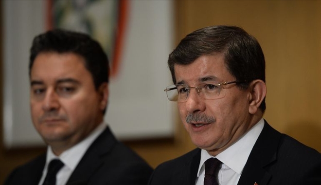 Ahmet Davutoğlu´ndan Ali Babacan´a önemli çağrı