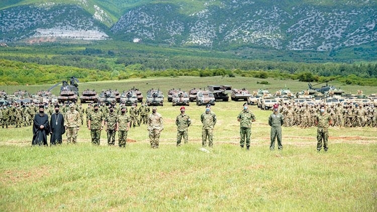 İmamlar da Papazlar gibi orduyu dualarla uğurlamalı!