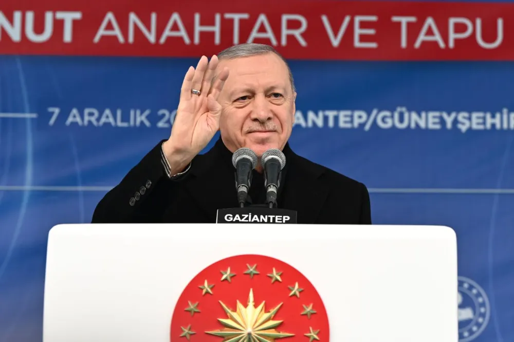 Erdoğan: Burası Özgür Özellerin laf yapıp icraat yapmadıkları iktidar değil