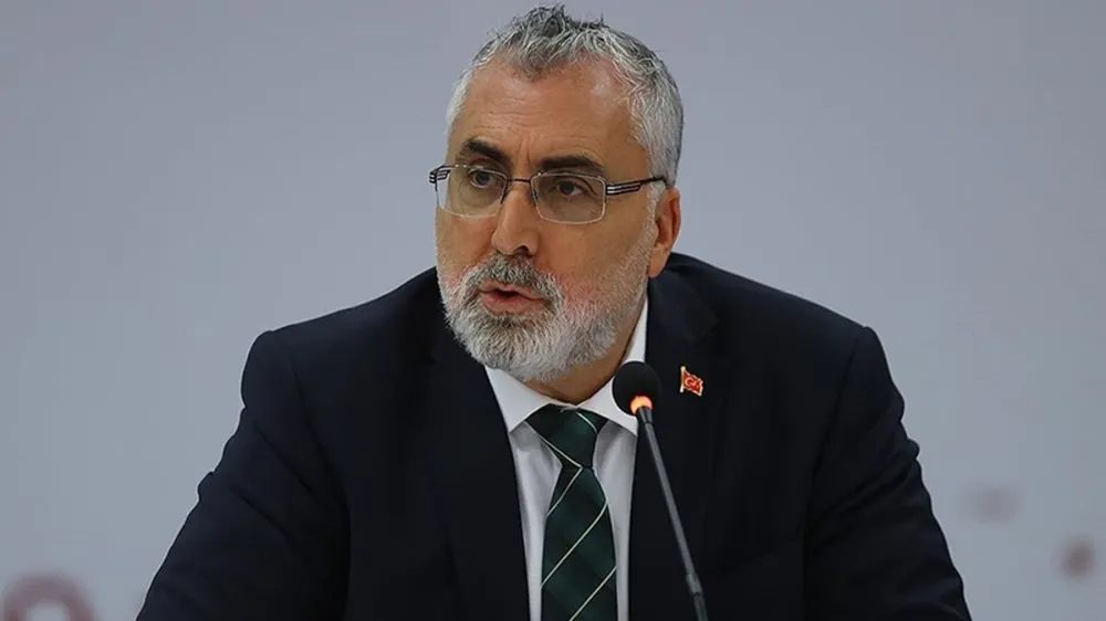 Işıkhan: Emekli aylıklarını düzenli ödeme telaşındayız