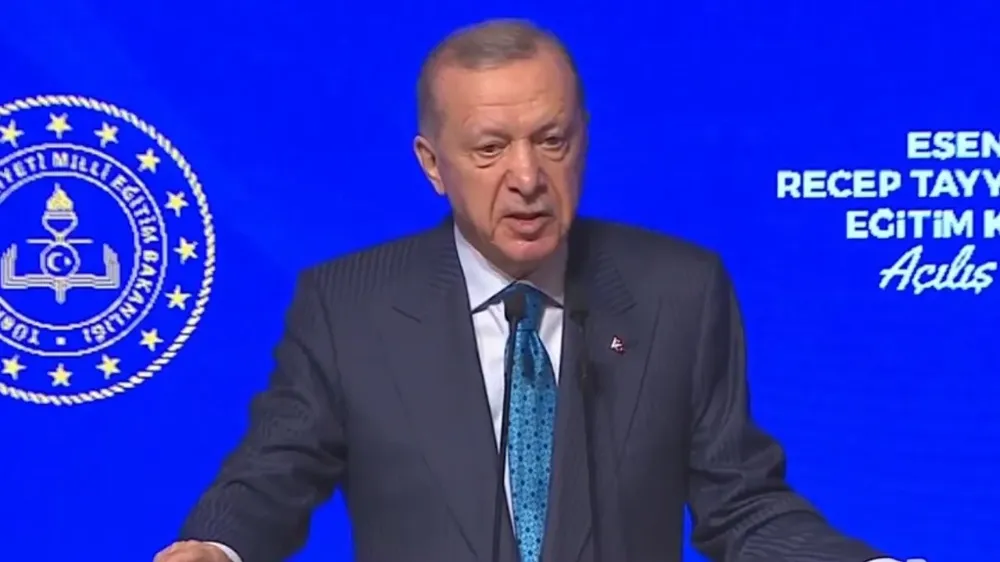 Erdoğan: Paylaşım platformlarına yaş sınırı gelebilir